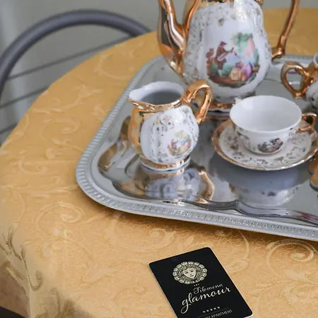 Filomena Glamour Luxury * Katania